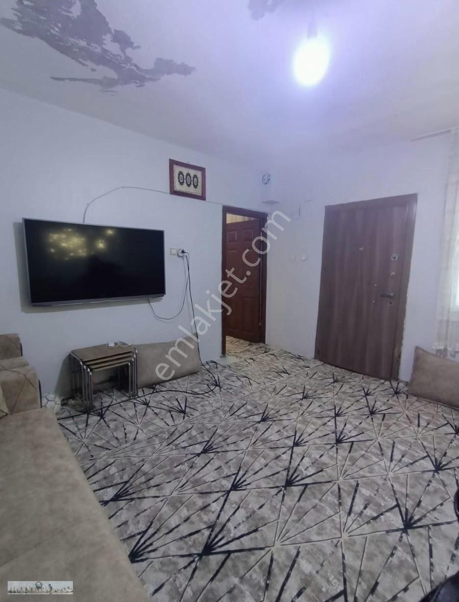 Madenli Emlak'tan Gündoğdu Da 2 Katlı Müstakil Bina - MERSİN AKDENİZ fotoğraf 8