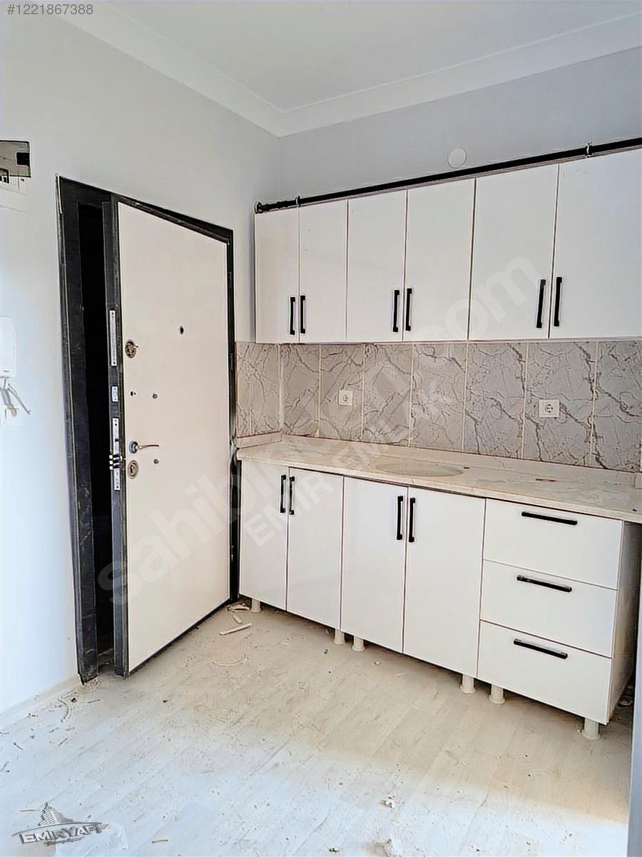 EMİR EMLAK GAYRİMENKULDEN SATILIK 1+1 ÇARŞI MERKEZLİ APARTLAR - KARS MERKEZ fotoğraf 9