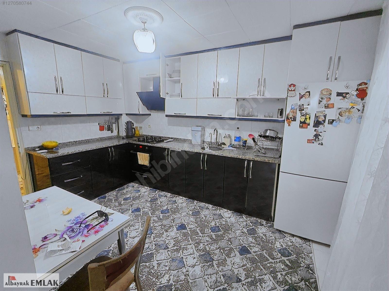 MANİSA PEKER DE 3+1 135 M2 FULLÜKS 5.KAT KÖŞE DAİRE 3.425.000 TL