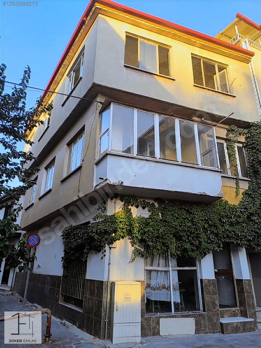 JOKER'DEN ÇARŞININ KALBİNDE 66m2 VE ÜZERİNDE 2 KATLI EV - UŞAK MERKEZ fotoğraf 3