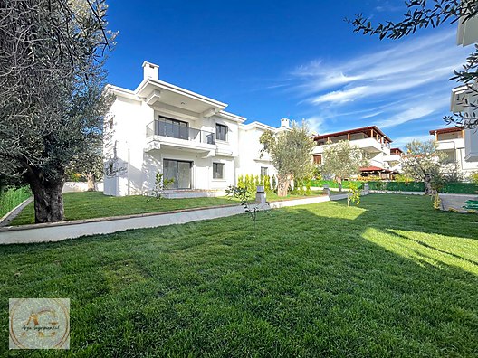 Küçükkuyu'da Bahçe Kullanımlı 2+1 Lüks Daire (Denize 300m) - ÇANAKKALE AYVACIK fotoğraf 5