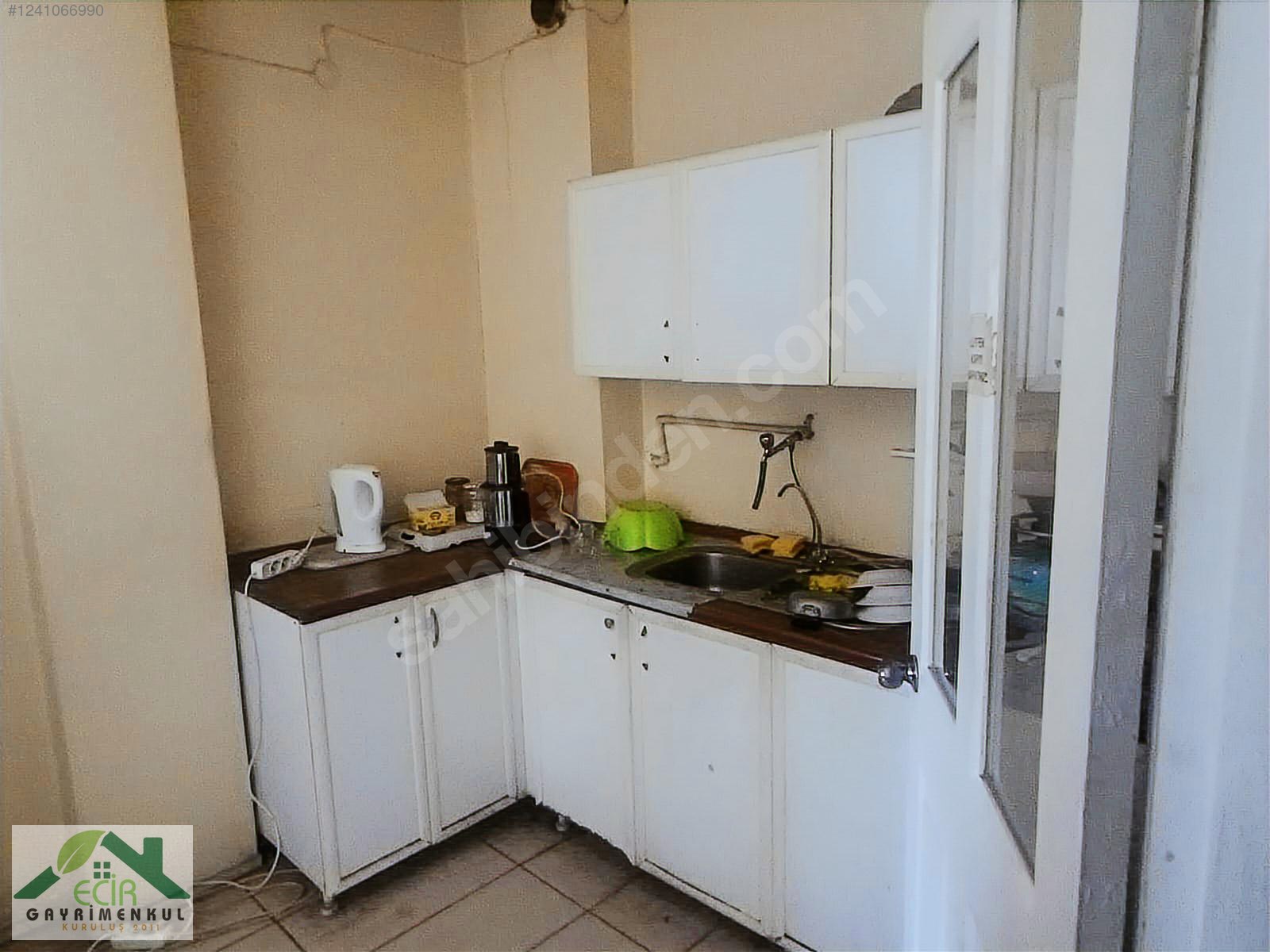 ECİR__DEN IŞIKKENT SİTE İÇİNDE 234 M2 GÜVENLİLLİ & İŞYERİ - İZMİR BORNOVA fotoğraf 2