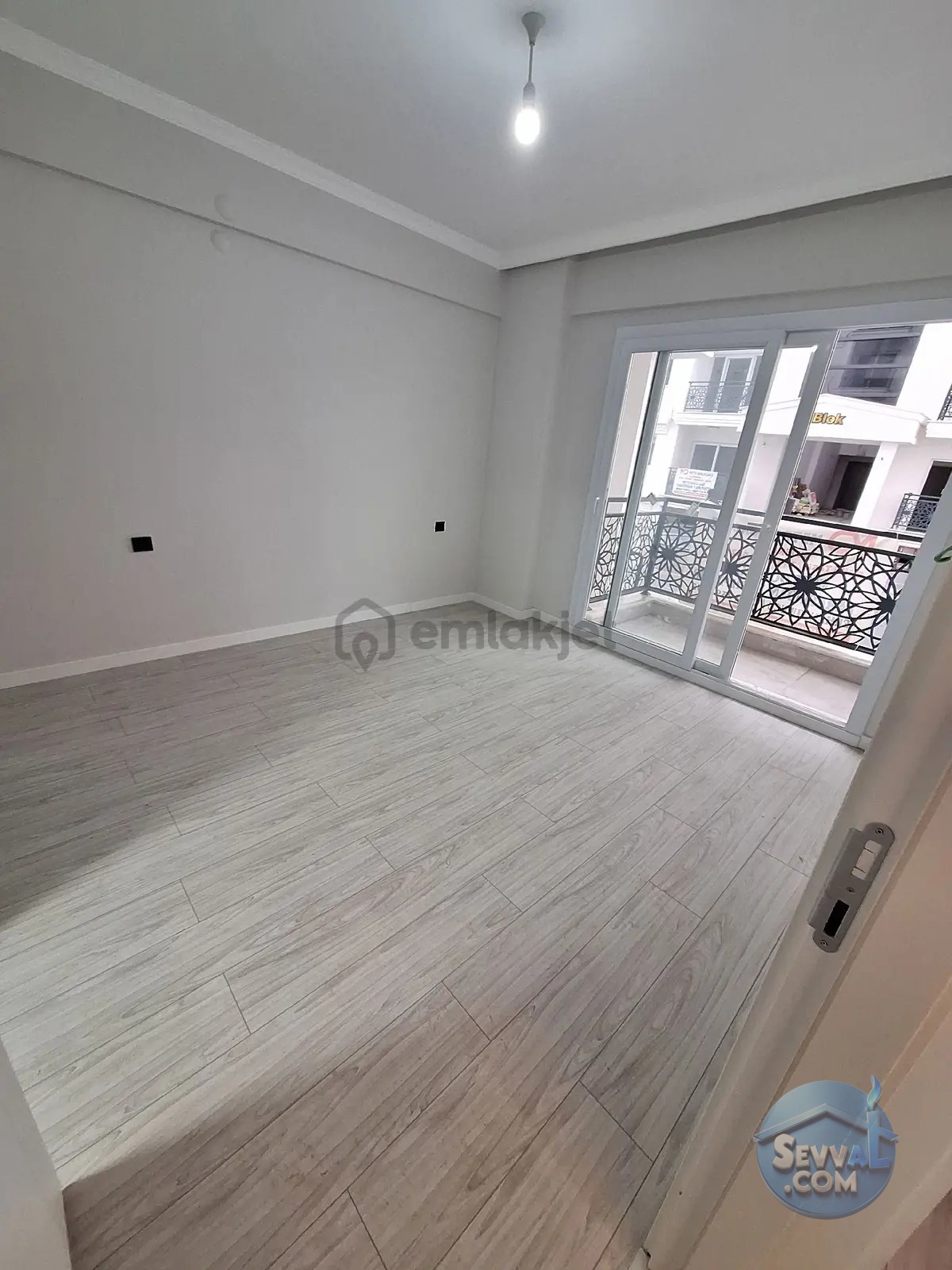 Zaferde Sıfır Daire - AYDIN NAZİLLİ fotoğraf 9