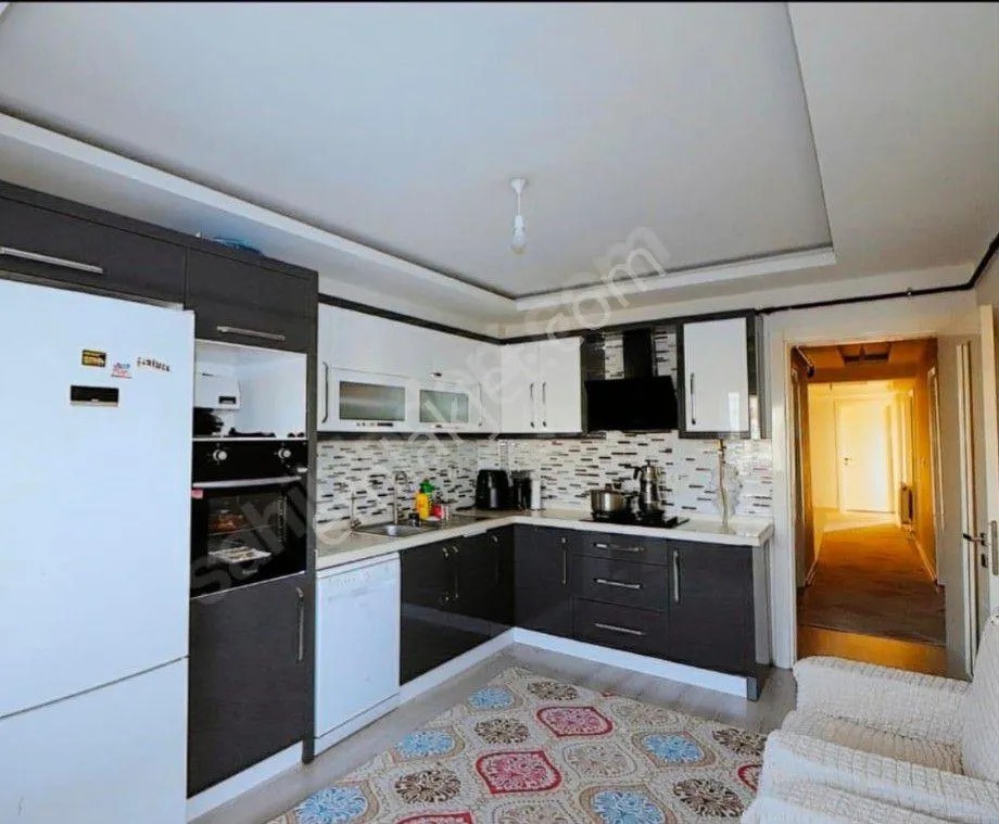 İzmir Torbalı Ertuğrul Mahallesi'nde 3-1 160m2 Daire Satılık - İZMİR TORBALI fotoğraf 4