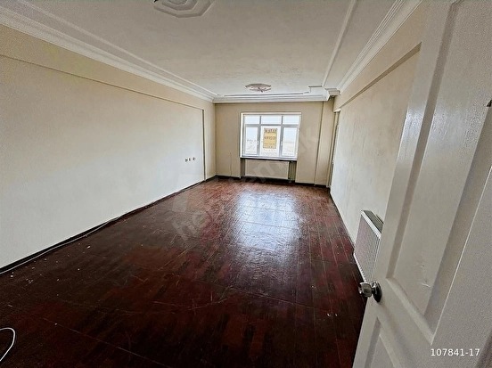 MODERNKENT SİTESİNDE 3+1 145 M2 4.KAT KUZEY CEPHE SATILIK DAİRE - KIRKLARELİ BABAESKİ fotoğraf 13