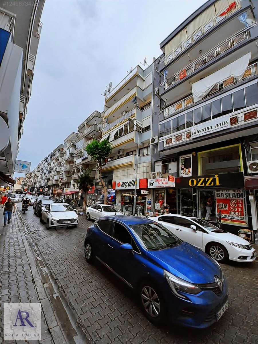 NERGİZ ÇARŞI CADDESİ ÜZERİ KAPALI MUTFAK D.GAZLI 3+1 - 135 M2 - İZMİR KARŞIYAKA fotoğraf 10