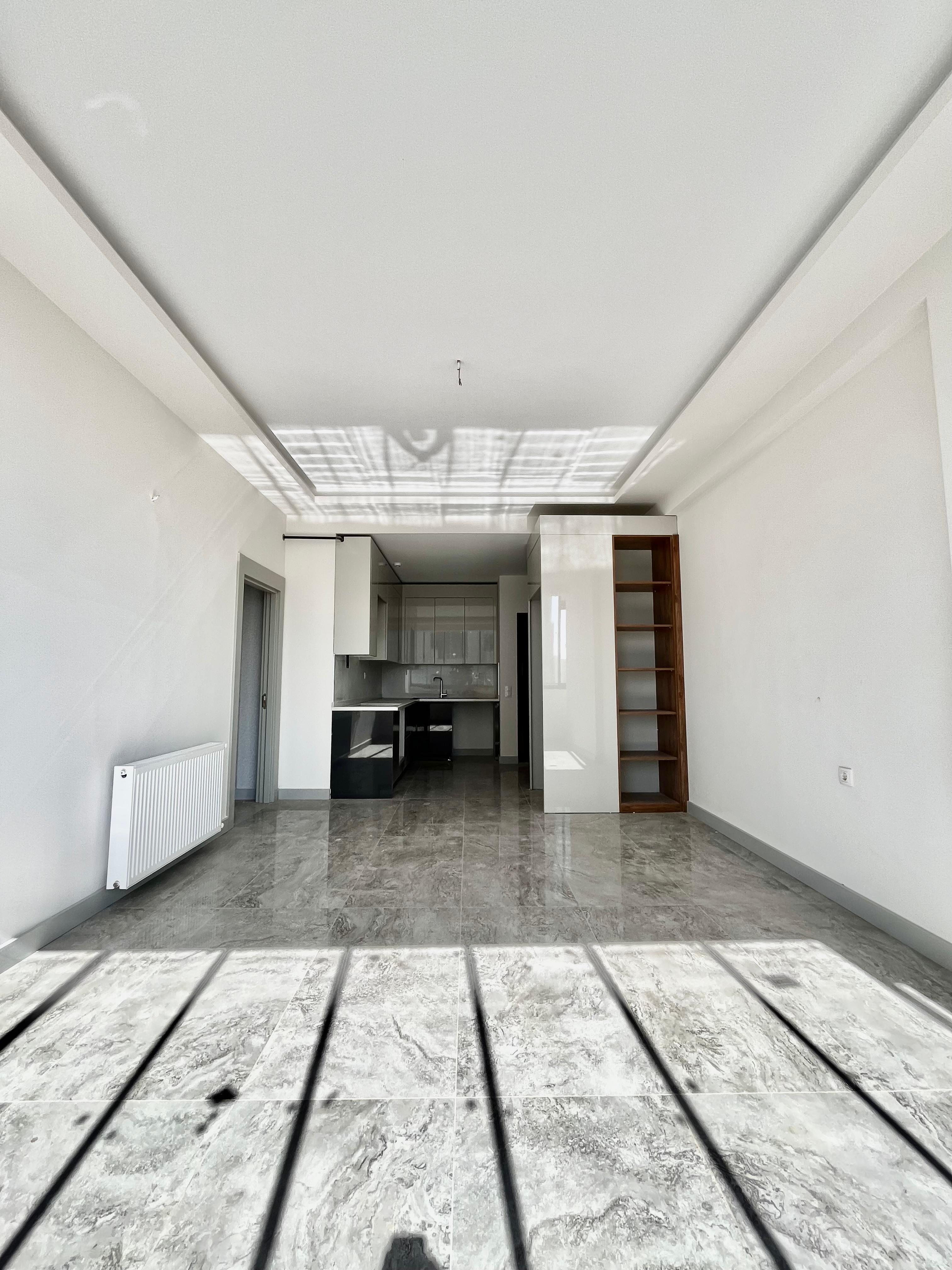 FIRSAT!!! KUYULUKTA 2. ÇEVRE YOLU YANI 3+1 200M2 TERASLI DAİRE - MERSİN MEZİTLİ fotoğraf 3