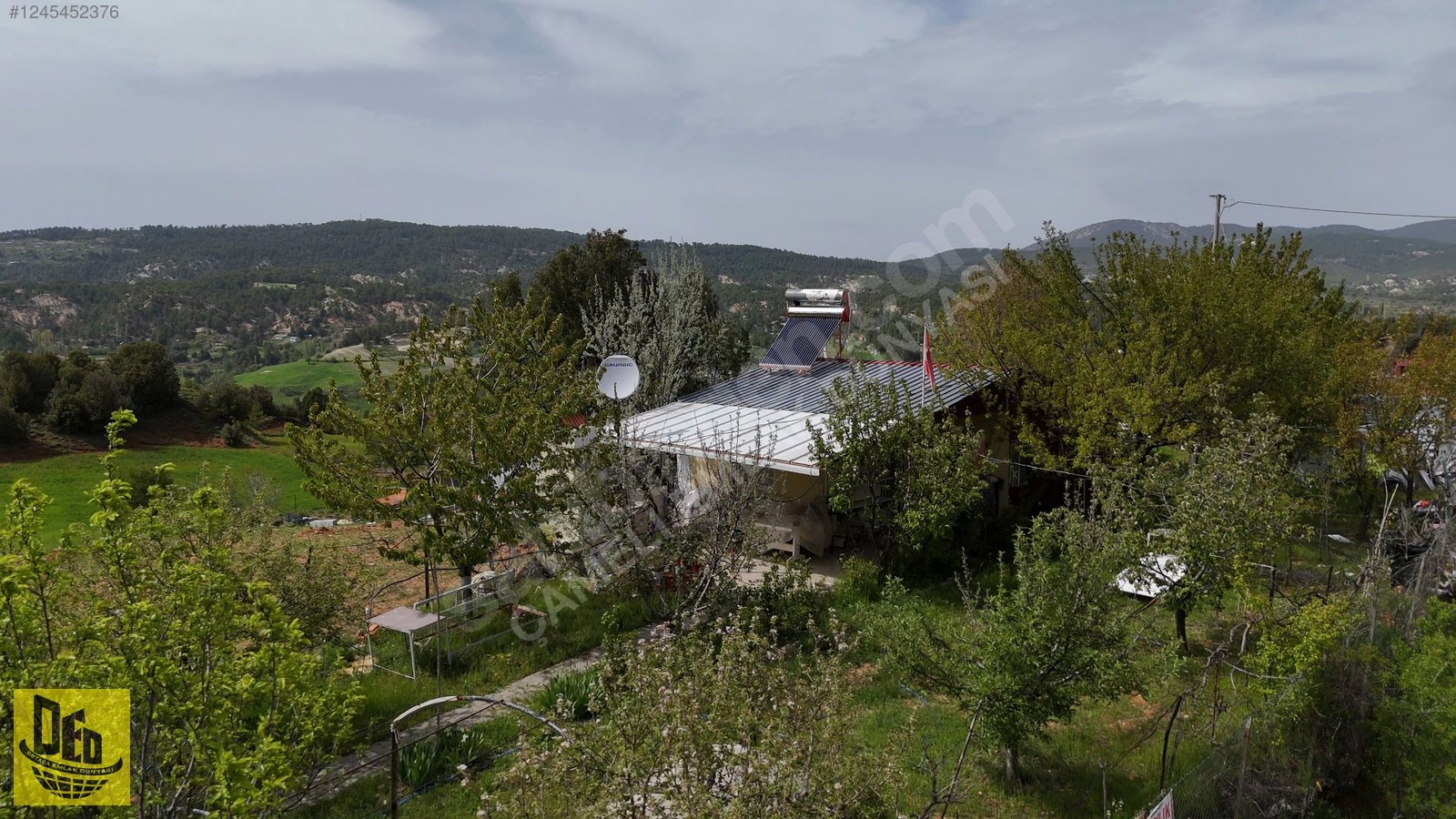 CEVİZLİ FETHİYE ANA YOLU ÜZERİNDE MÜKEMMEL KONUMDA EV - DENİZLİ ÇAMELİ fotoğraf 4