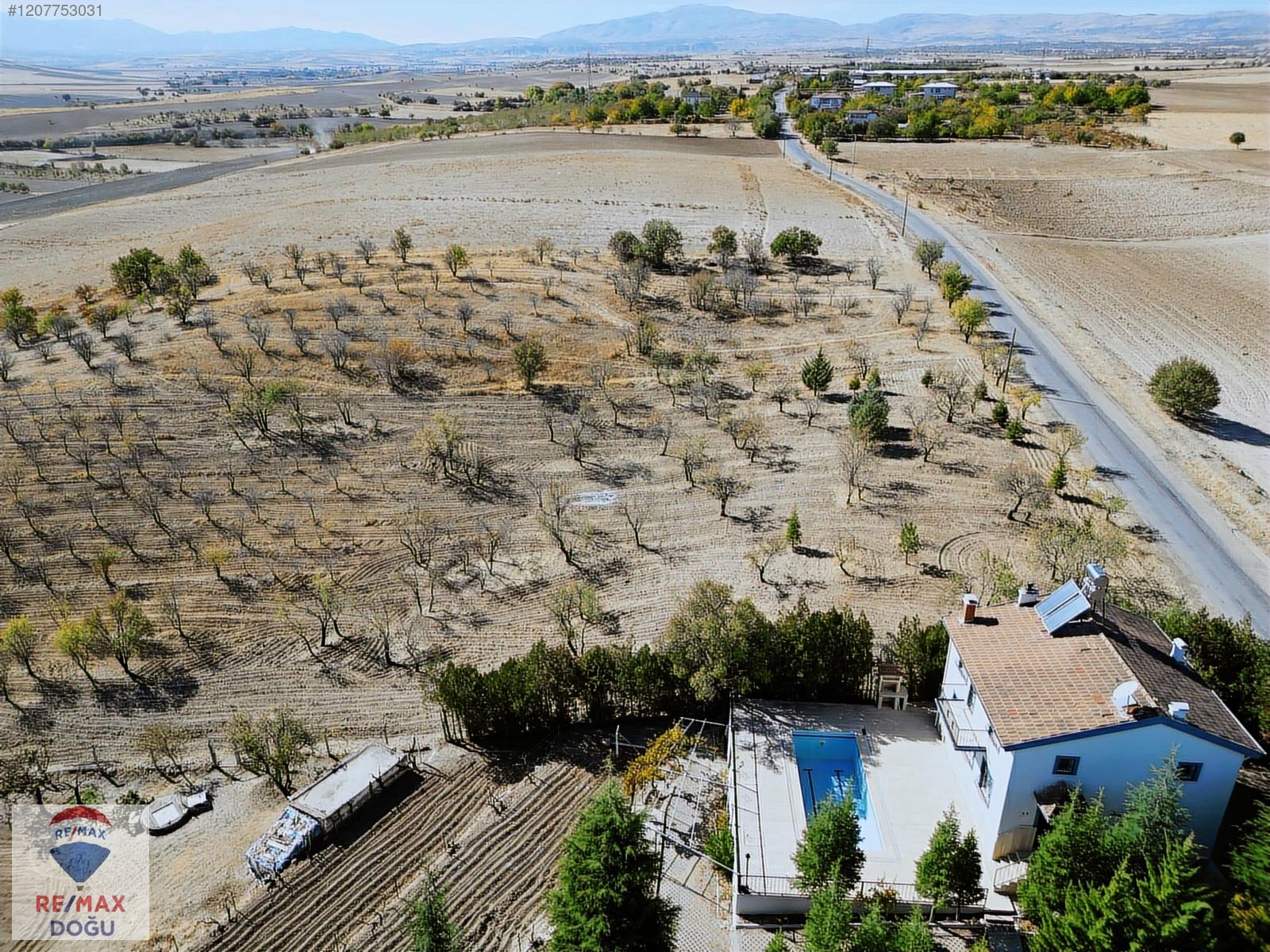 REMAX DOĞU'DAN CİP'DE KEBAN YOLUNA 450 METRE YAKINLIKTA TARLA - ELAZIĞ MERKEZ fotoğraf 4