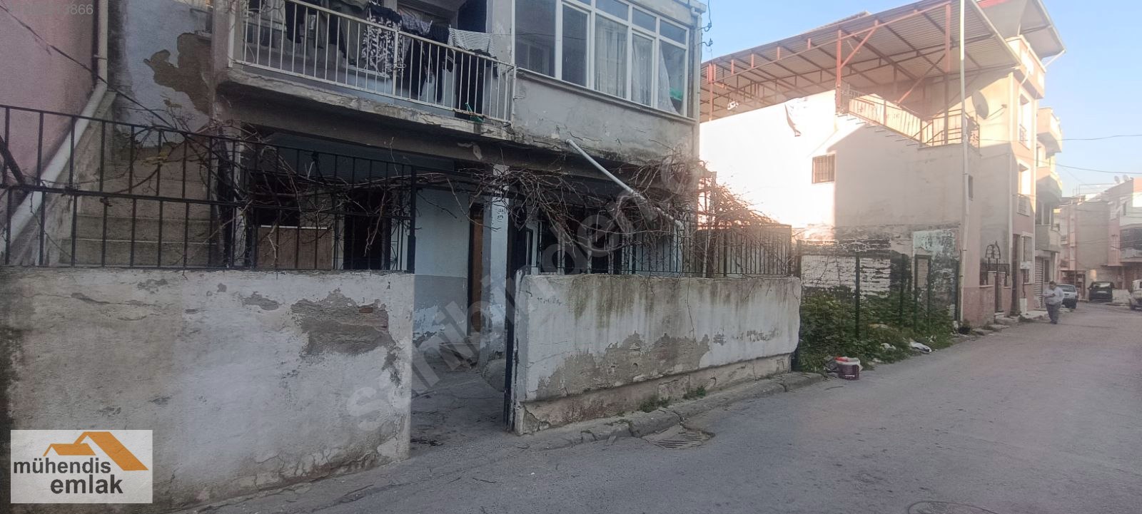 MÜHENDİS EMLAK'TAN KARABAĞLAR DA 132 M2 2 Katlı BİNA SATILIKTIR. - İZMİR KARABAĞLAR fotoğraf 3