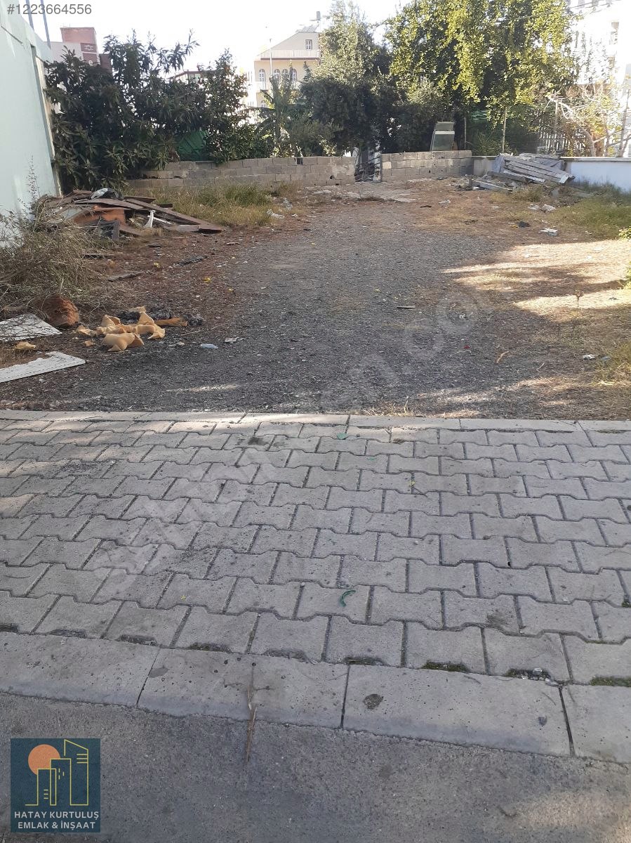 KURTULUŞ EMLAKTAN YUNUS EMRE MAHALLESİ DE SATILIK İMARLI ARSA - HATAY İSKENDERUN fotoğraf 2