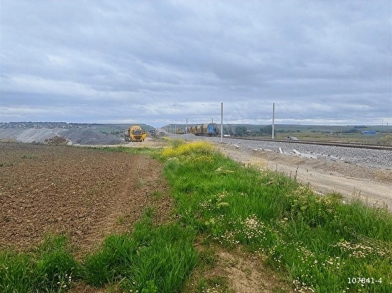 DÜĞÜNCÜLÜ DE HIZLI TREN DİBİNDE RESMİ YOLU MEVCUT 5 DÖNÜM TARLA - KIRKLARELİ BABAESKİ fotoğraf 4
