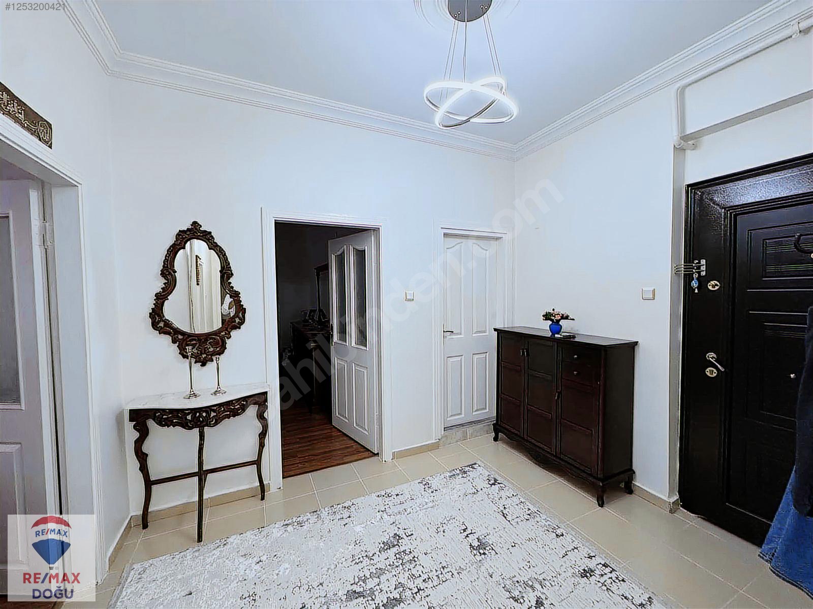 REMAX DOĞU'DAN ÜNİVERSİTE MAHALLESİ'NDE SATILIK 3+1 DAİRE - ELAZIĞ MERKEZ fotoğraf 7