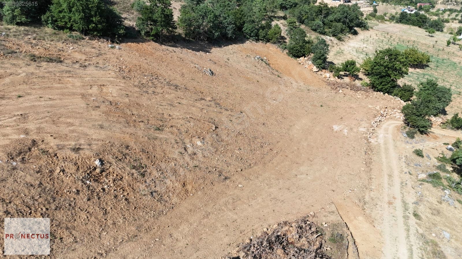 İZNİK YÖRÜKLER MAH. 7590 M2 GÖL MANZARALI ARSA - BURSA İZNİK fotoğraf 2