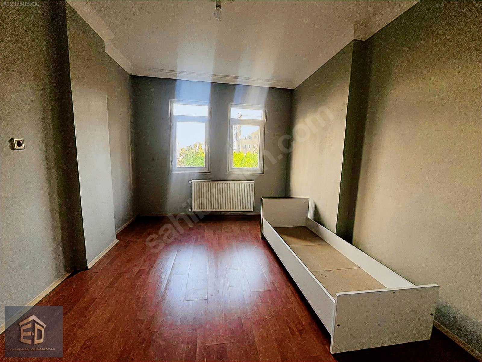 MERKEZ OKULLAR BÖLĞESİNDE SATILIK 2+1 DOĞALGAZLI ASANSÖRLÜ DAİRE - TRABZON ARAKLI fotoğraf 2