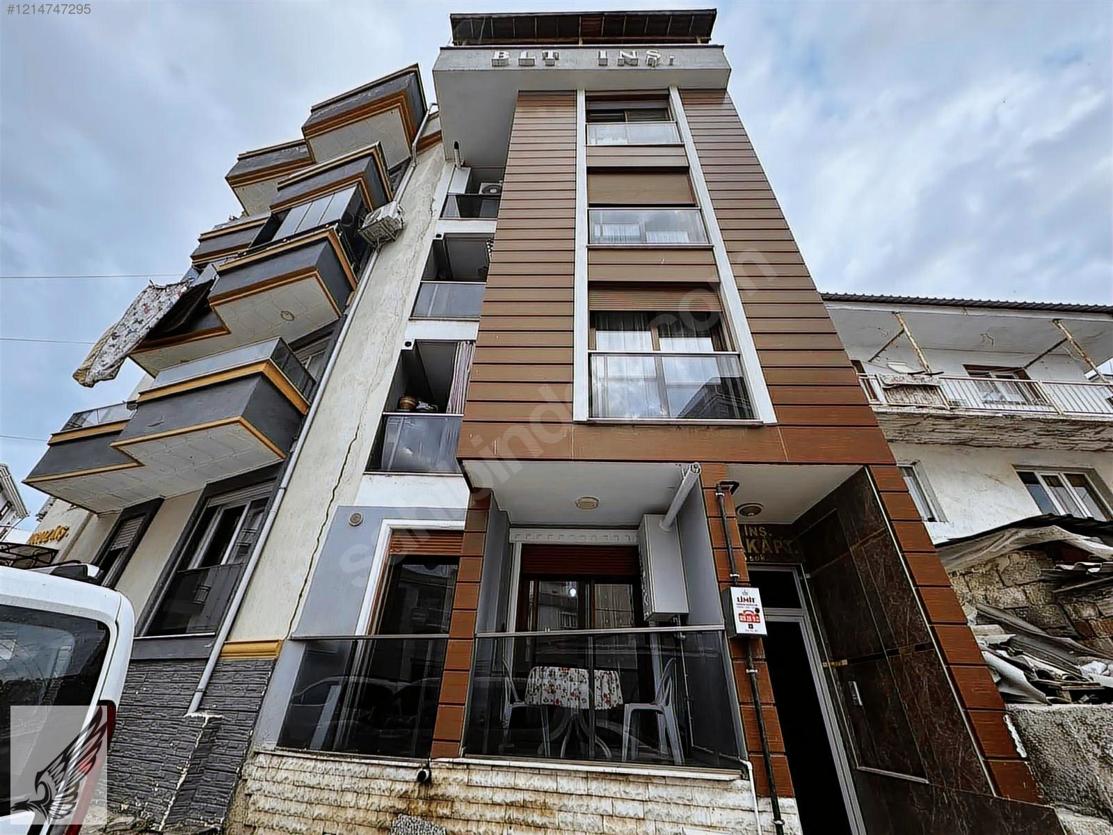 HİDİRLİKTA ÇİFT CEPHE KAPALI MUTFAK ARA KAT 2+1 DAİRE - İZMİR SEFERİHİSAR fotoğraf 5