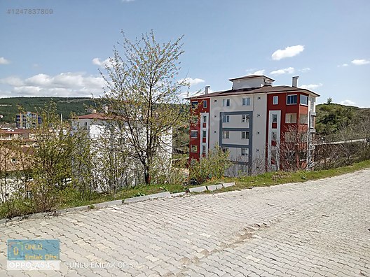 ÜNLÜ EMLAKTAN SARAÇLAR MAHALLESİNDE 5KAT İMARLI ACİLSATILIK ARSA - KASTAMONU MERKEZ fotoğraf 3