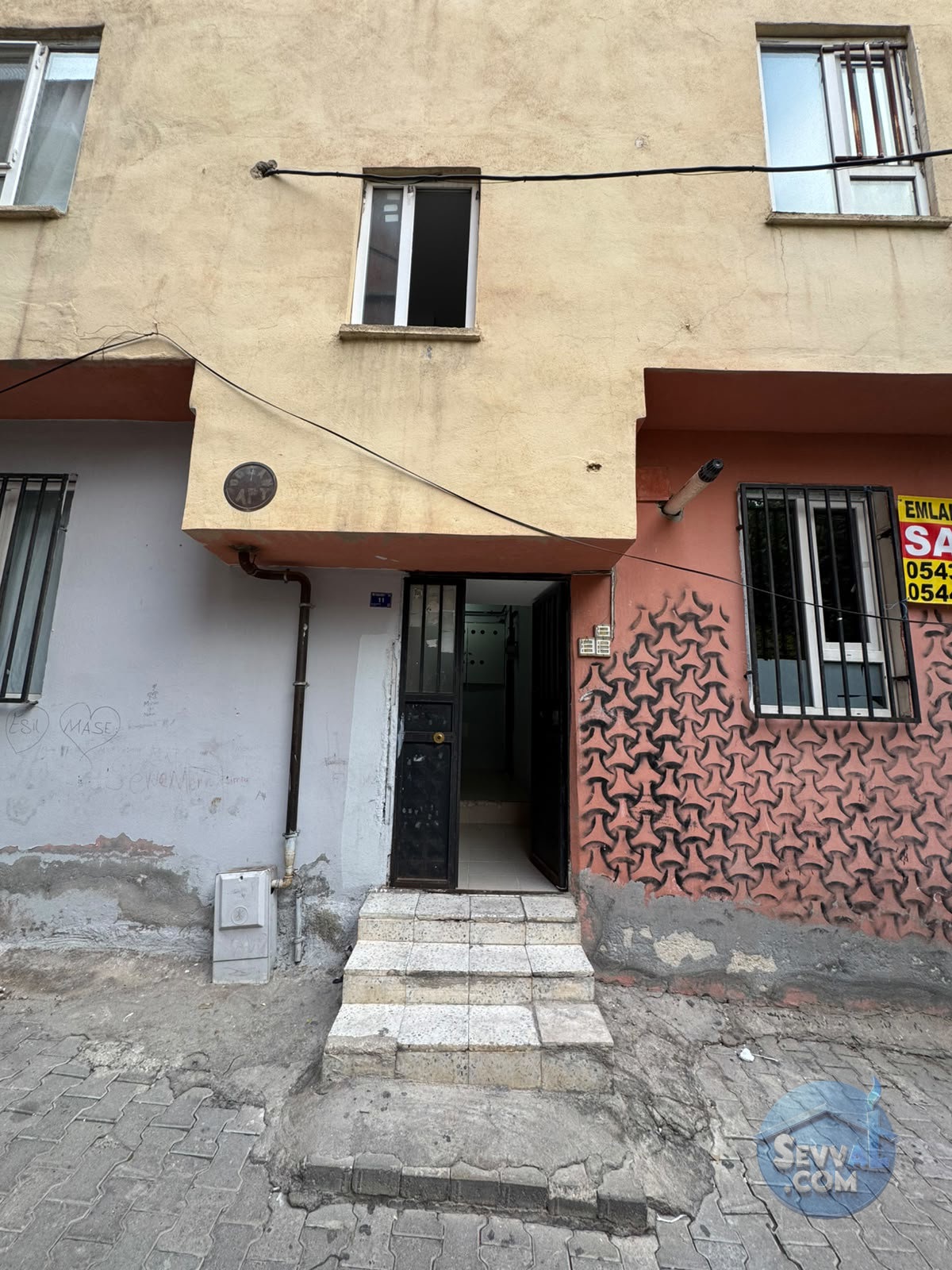 İPEKYOL MAH 1.KAT 2+1 D.GAZ KAPIDA - ŞANLIURFA HALİLİYE fotoğraf 2