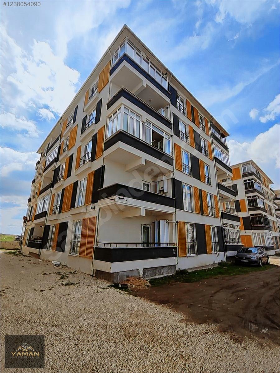 SİTE İÇERİSİNDE ARA KATTA BALKONLU SATILIK 1+1 DAİRE - KIRKLARELİ MERKEZ fotoğraf 3