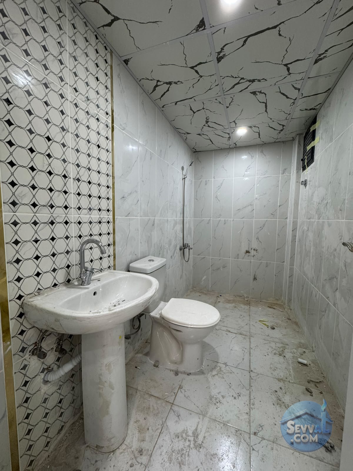 YENİŞEHİR ERTUGRUL ĞAZİ MAH. 5. KAT 4 ODALI 160 m2 İÇİ FULL YAPILI SATILIK İSKAN - ŞANLIURFA HALİLİYE fotoğraf 8