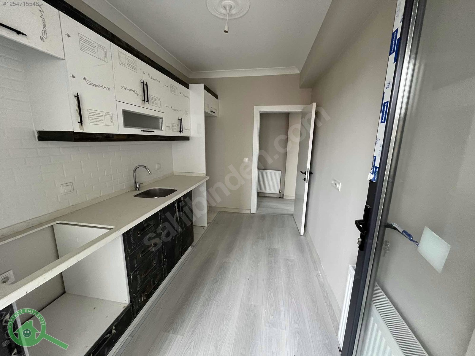 Pendik Çamçeşme'de Satılık 2+1 Kapalı Otoparklı Daire - İSTANBUL PENDİK fotoğraf 14
