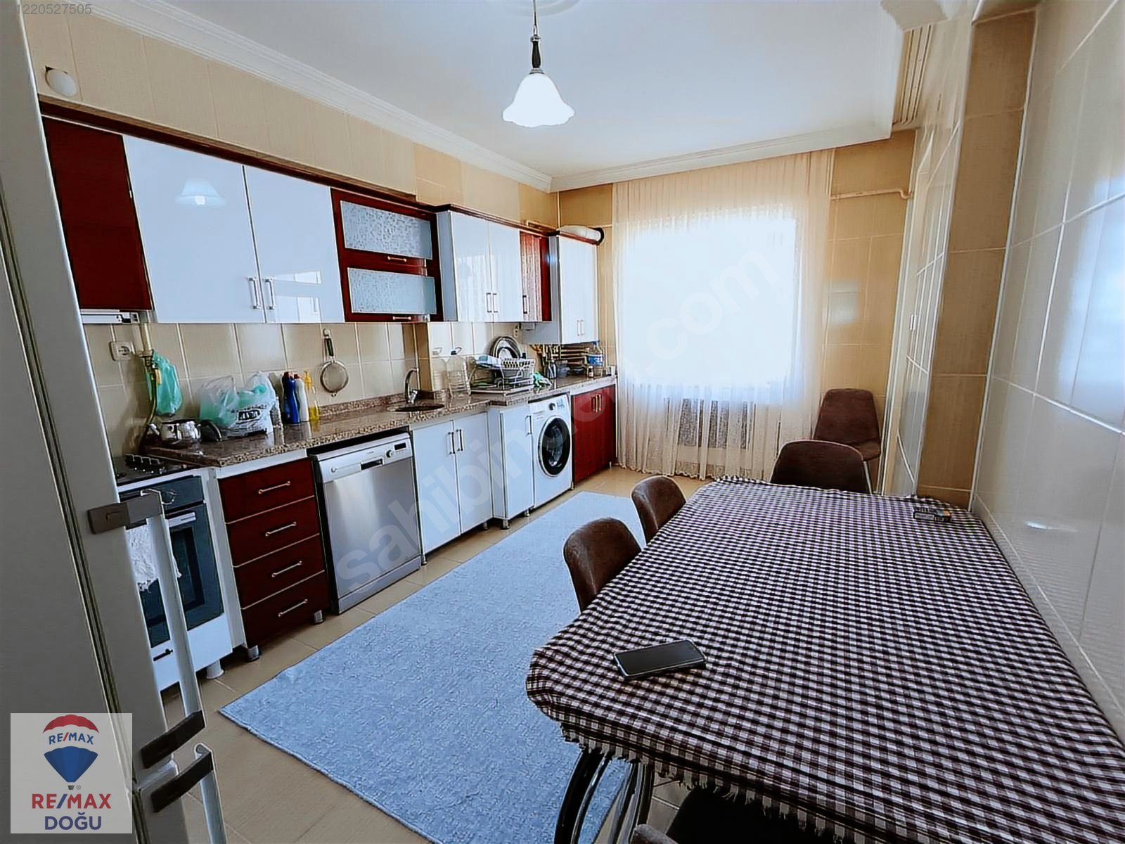 REMAX DOĞU'DAN DOĞUKENT MAH. YAŞAR DOĞU CAD. 3+1 SATILIK DAİRE - ELAZIĞ MERKEZ fotoğraf 2