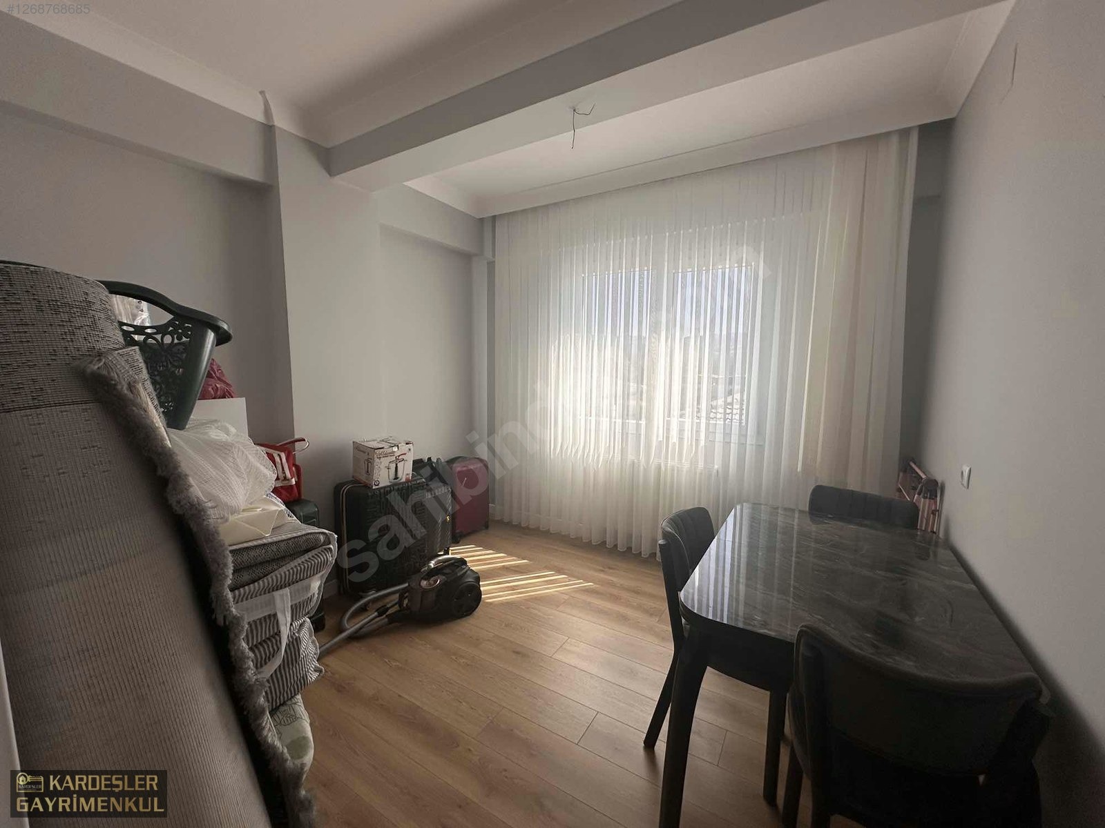EFENDİDE SATILIK SİTE İÇERİSİNDE 2+1 GENİŞ FERAH AYDINLIK DAİRE - MANİSA AKHİSAR fotoğraf 8