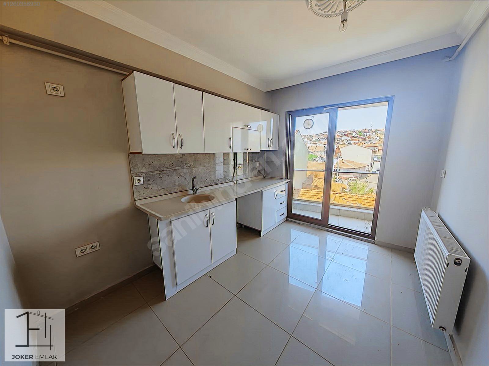 KARAAĞAÇ MAH.ZÜMRÜT CAMİ YAKINI 110 m2 SATILIK 2+1 DAİRE - UŞAK MERKEZ fotoğraf 6
