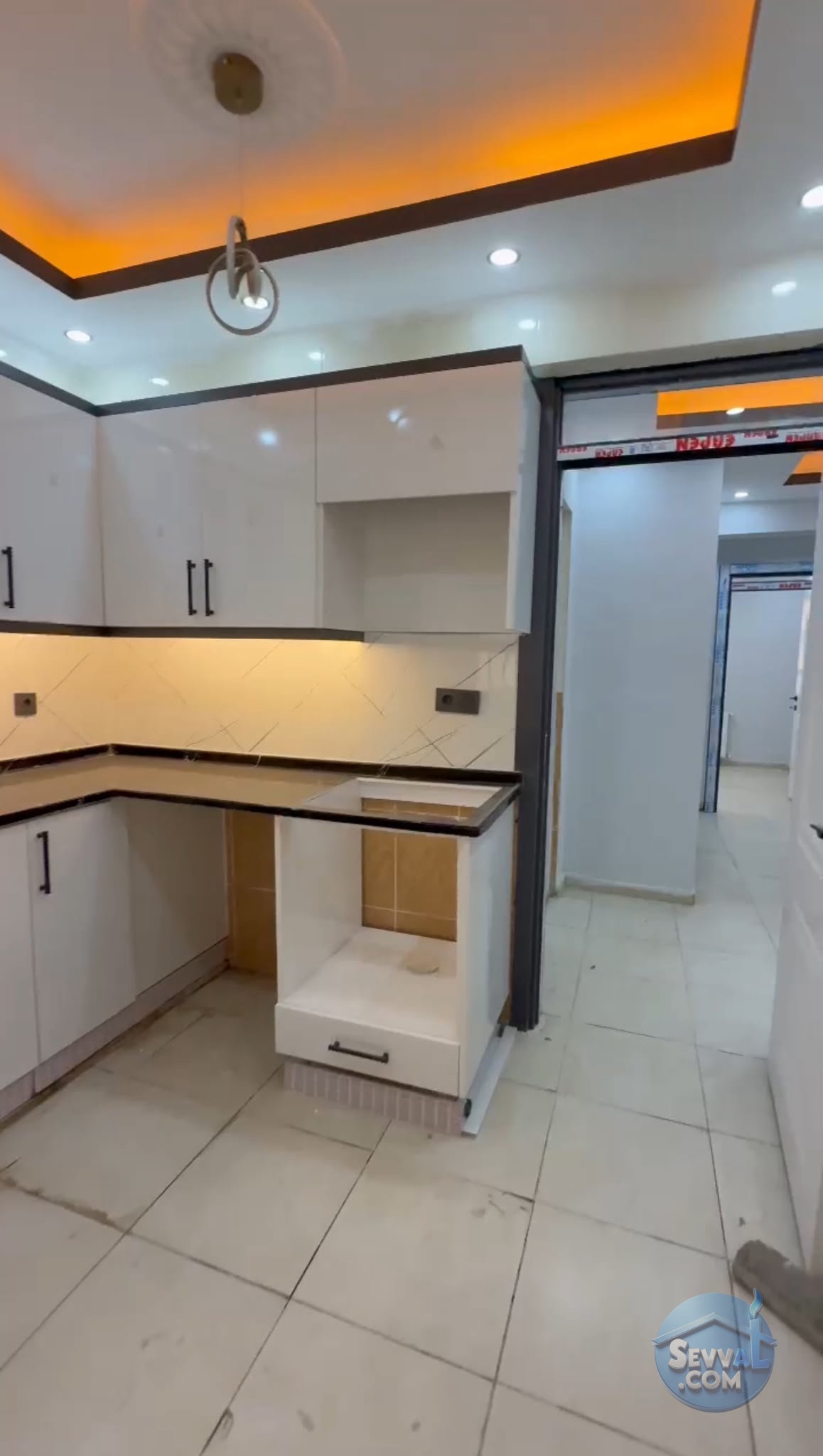 AHMET YESEVİ MAH YÜKSEK GİRİŞ 3+1 D.GAZ KAPIDA  YETKİ NO: 6300012  - ŞANLIURFA HALİLİYE fotoğraf 20