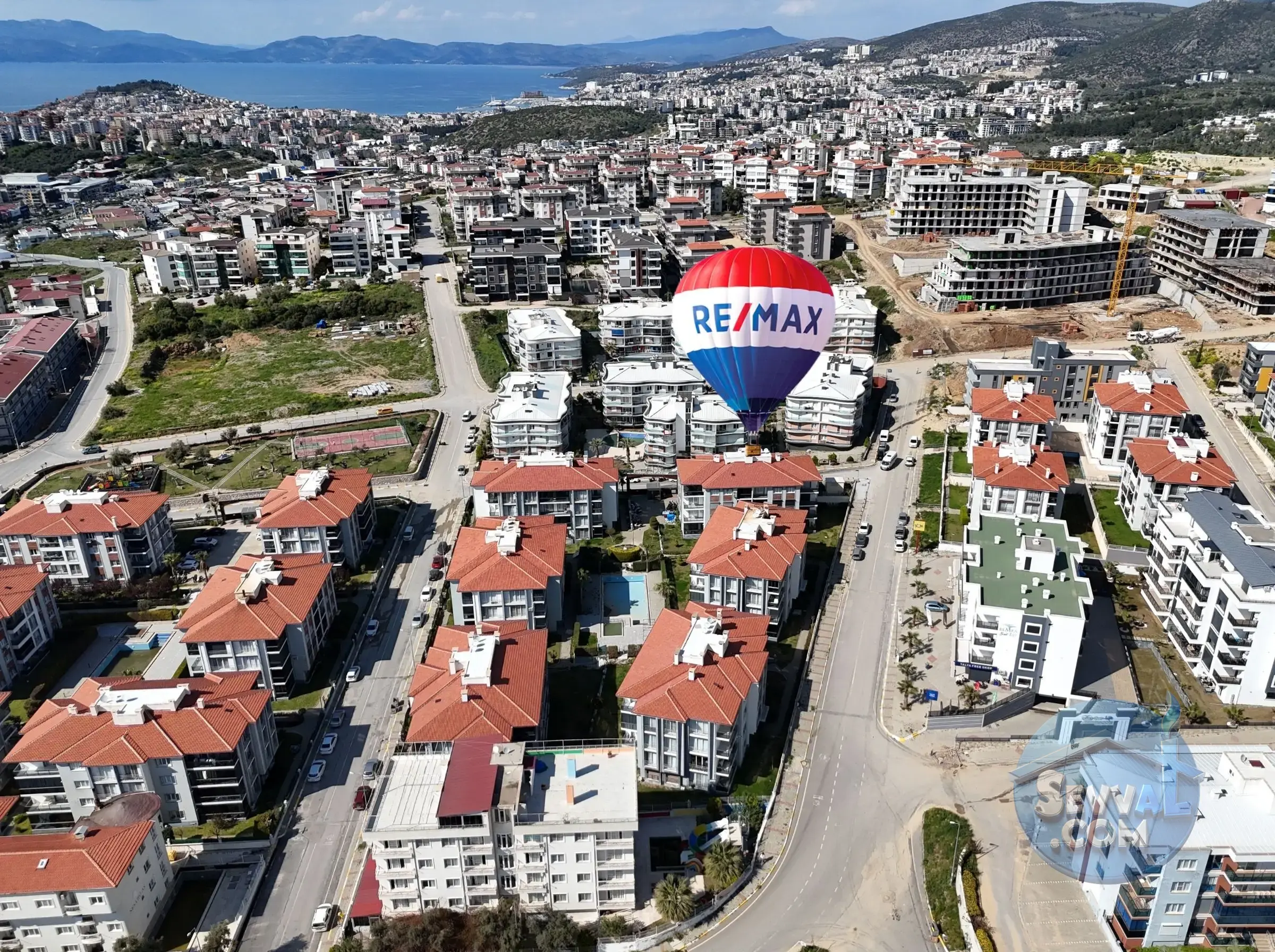 DEĞİRMENDERE MAHALLESİ EGEBİRLİK 2 ETAP BAHÇE KATI 3+1 SATILIK DAİRE - AYDIN KUŞADASI fotoğraf 2
