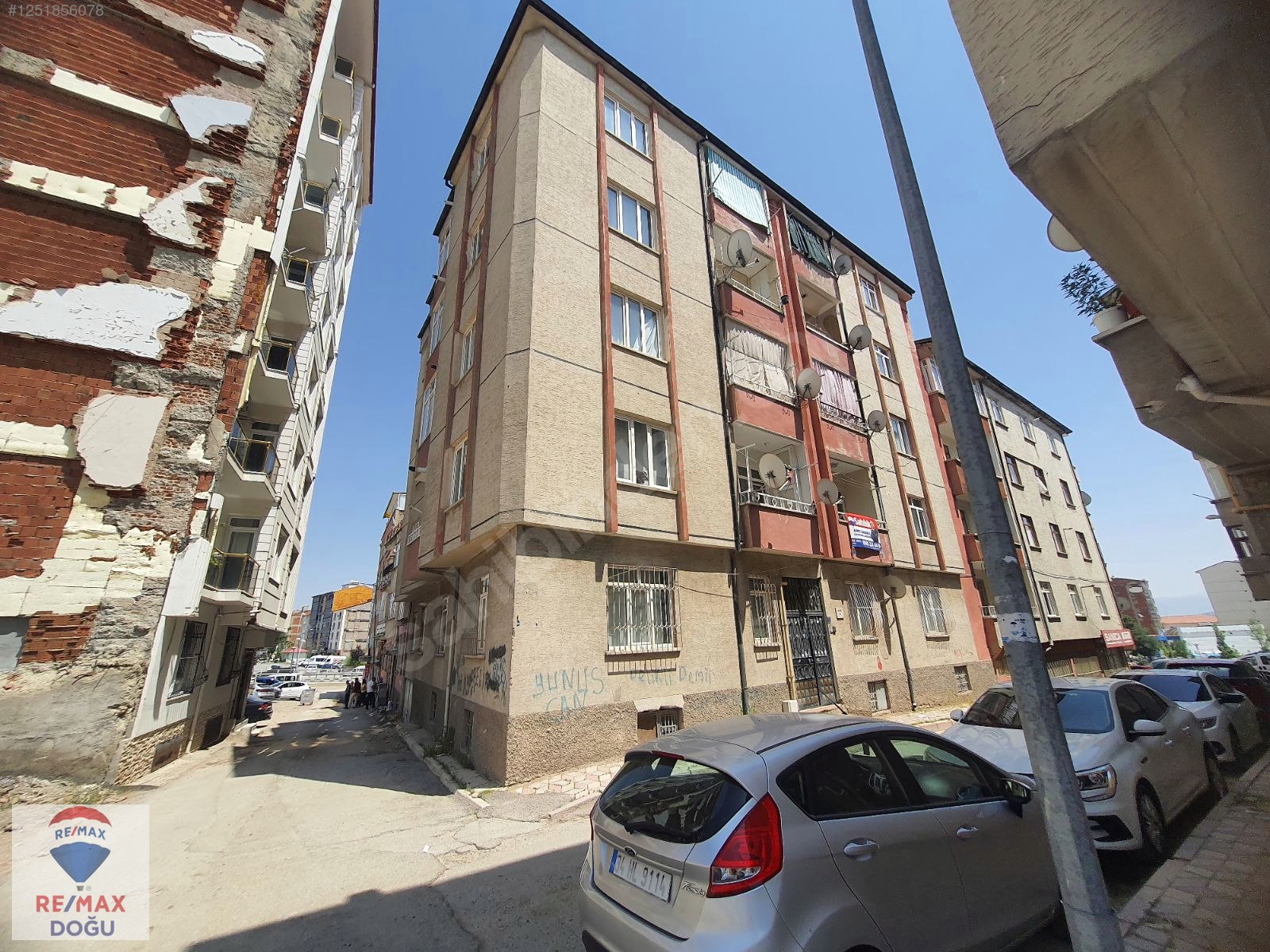 REMAX DOĞU'DAN İSTASYON CADDESİNDE ACİL SATILIK 3+1 DAİRE - ELAZIĞ MERKEZ fotoğraf 4