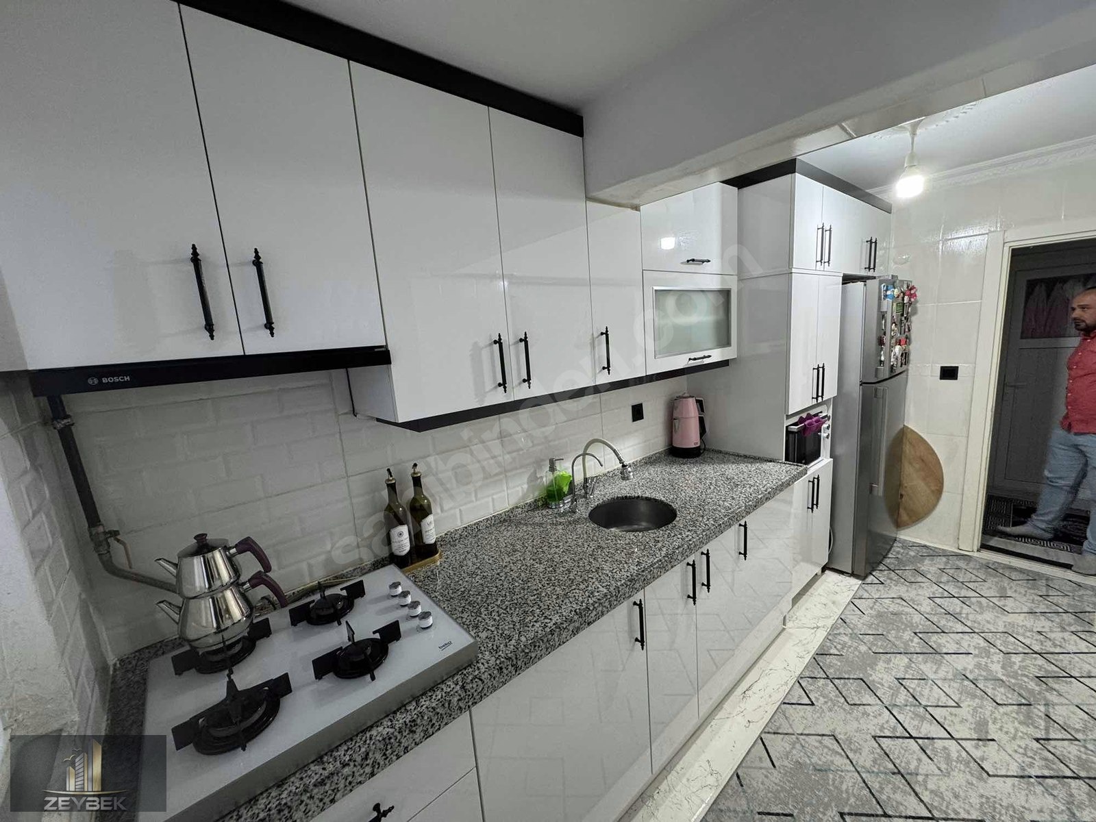 [ZEYBEKTEN] KARADENİZ MAH. 1165 SOKAKTA 2010 YAPIMI 2+1 85M² - İSTANBUL GAZİOSMANPAŞA fotoğraf 19