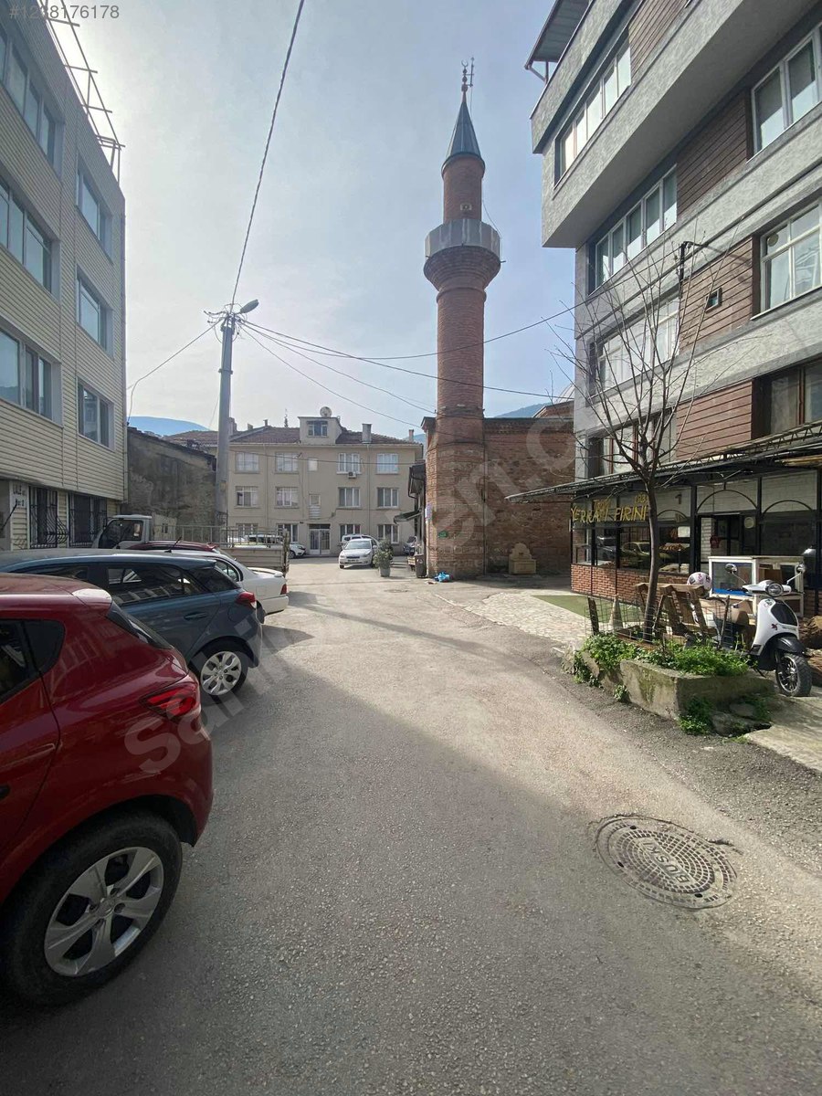 BURSA KAVAKLI MAHALLESİNDE MERKEZİ MASRAFSIZ BAHÇELİ 3+1 DAİRE - BURSA OSMANGAZİ fotoğraf 13