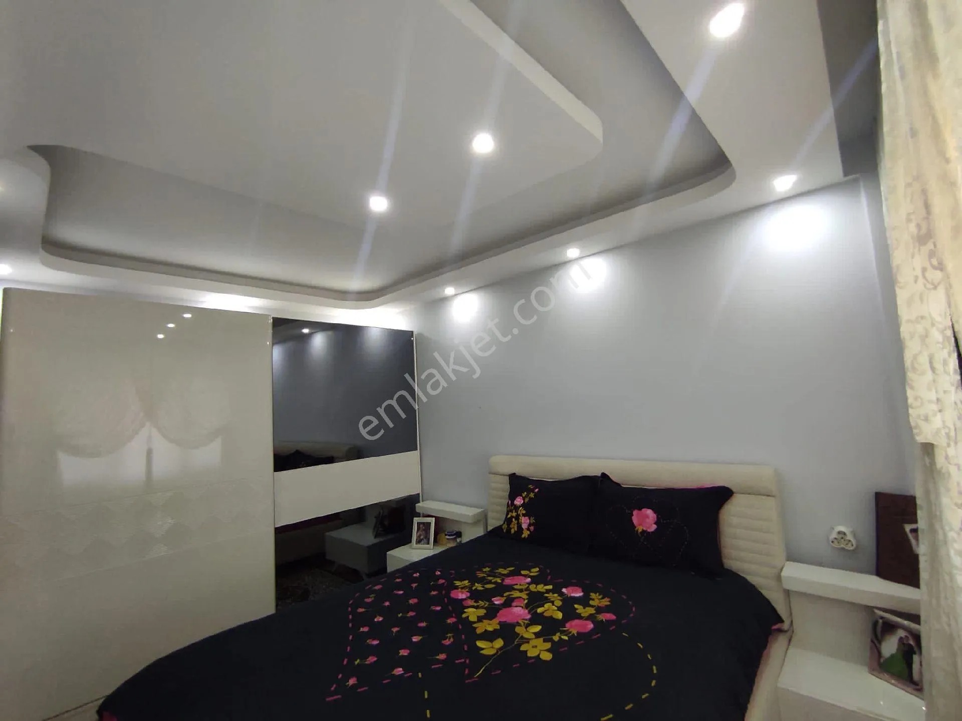 İzmir Torbalı Torbalı Mahallesinde 2+1 Geniş Daire Satılık - İZMİR TORBALI fotoğraf 7