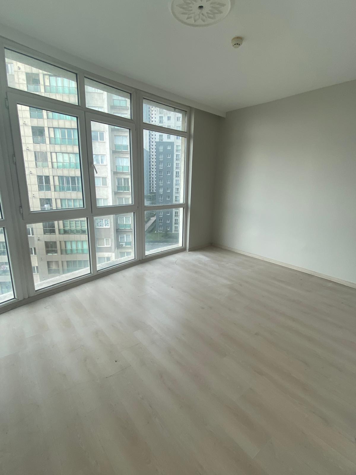 Metrobüs 10 dakika mesafe fi tower site satilik daire 2+1  - İSTANBUL ESENYURT fotoğraf 4