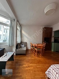 CİHANGİR DE SATILIK 2. KAT TARİHİ BİNADA KÜÇÜK DAİRE - İSTANBUL BEYOĞLU fotoğraf 5