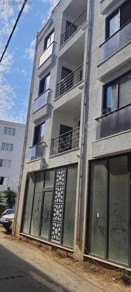 Armutlu Sahile Denize İskeleye Yakin - YALOVA ARMUTLU fotoğraf 8