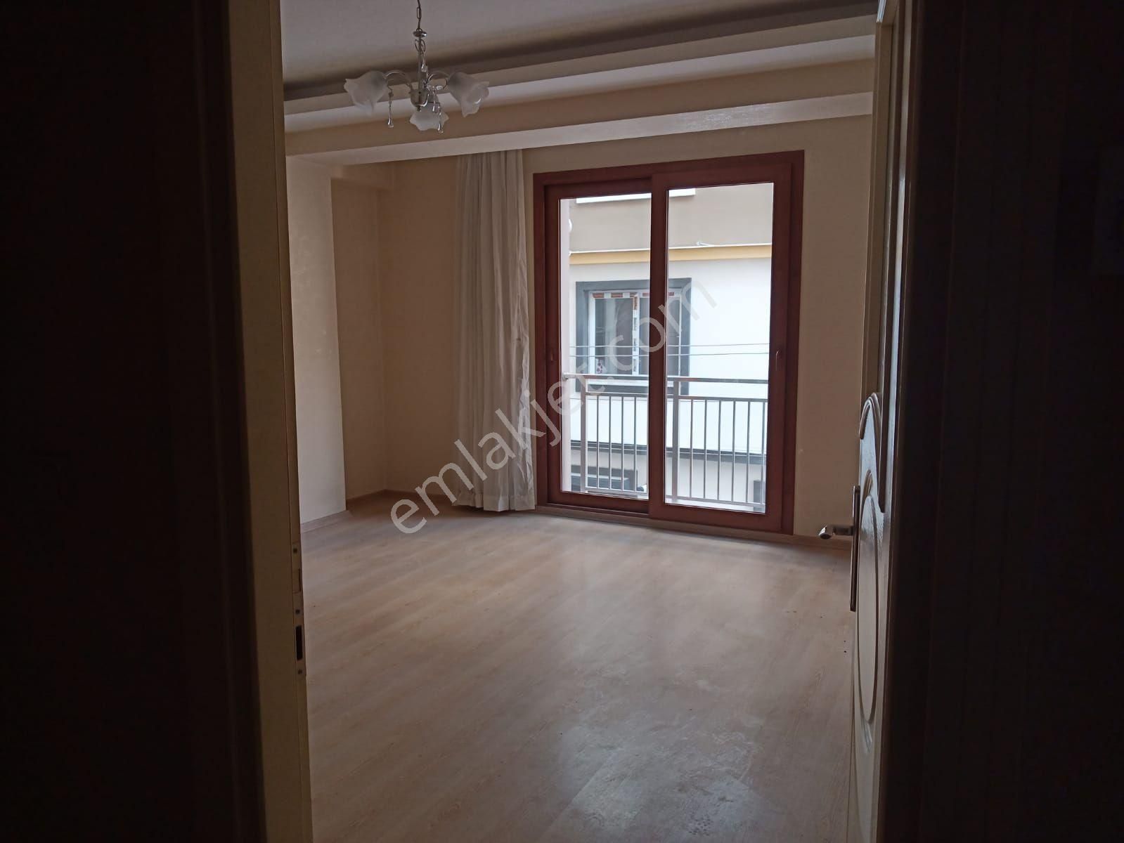 Yenigirne Örnekköy İmbatlı Da Satılık Daire Ler Ve Dübleks Ler Daire Ler - İZMİR KARŞIYAKA fotoğraf 5
