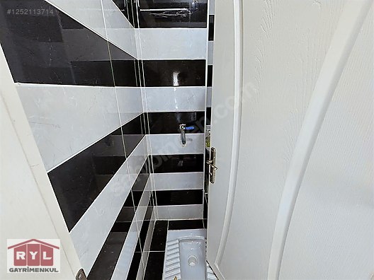 PENDİK KAVAKPINAR MH MERKEZİ KONUMDA SATILIK 5+2 GENİŞ DAİRE - İSTANBUL PENDİK fotoğraf 2