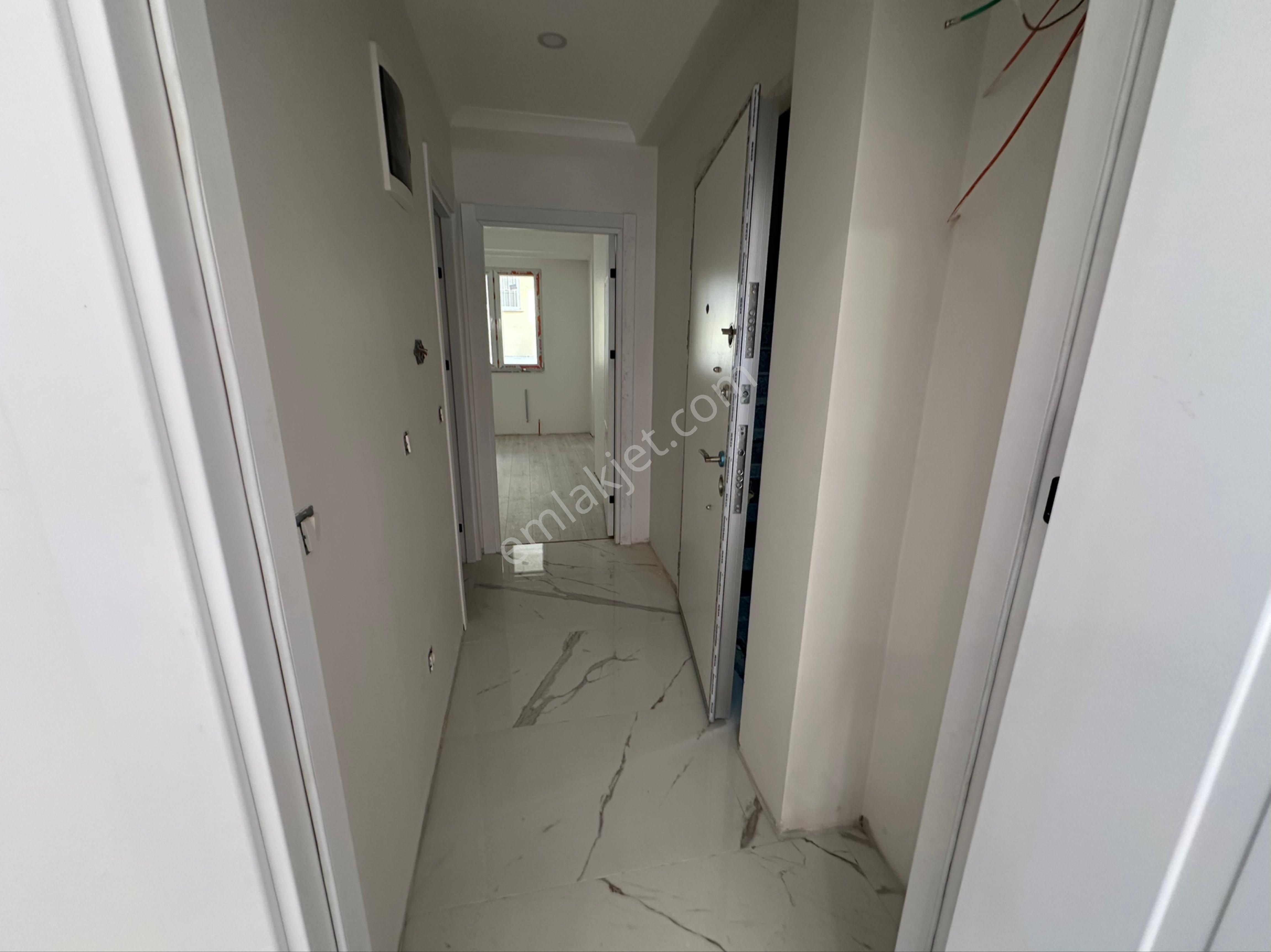 Kartal Çavuşoglunda 1+1 Satılık Daire - İSTANBUL KARTAL fotoğraf 2