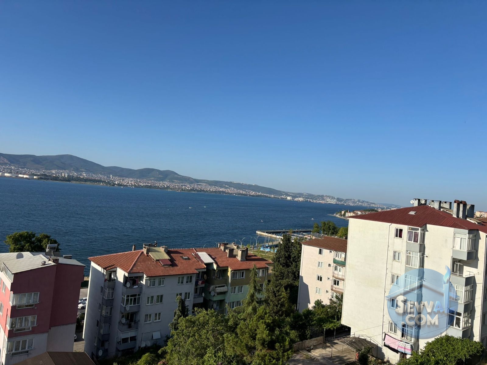 CUMHURİYET MAHALLESİNDE DENİZ MANZARALI SATILIK DAİRE - Kocaeli Gölcük fotoğraf 6