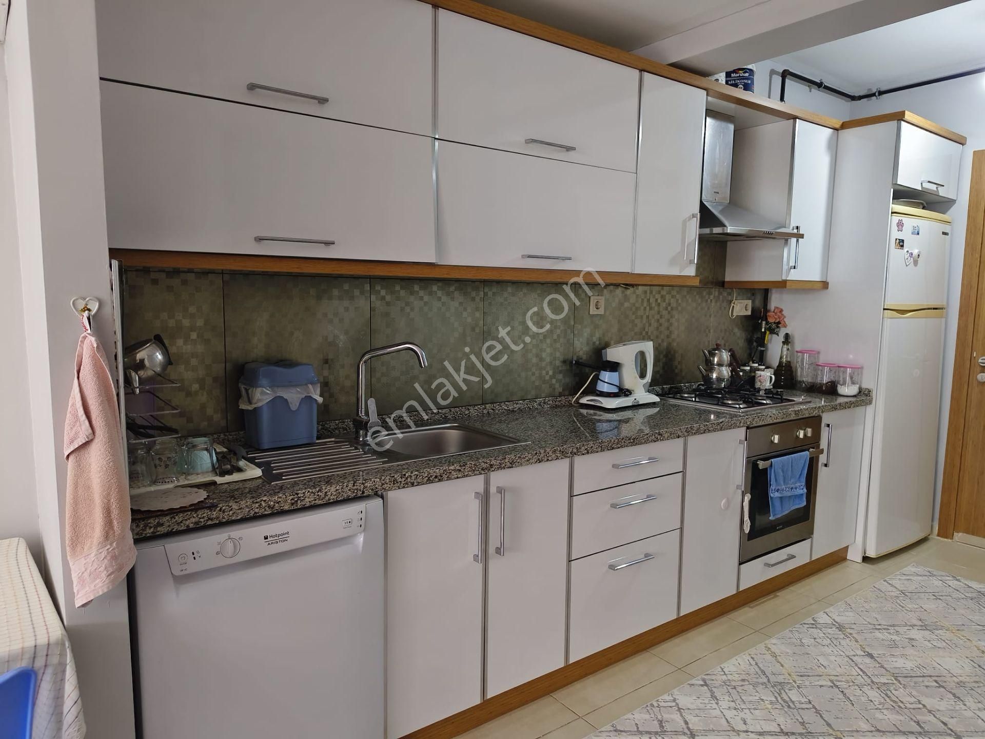 Kuşadas’nda Havuzlu Site İçinde Kısmı Eşyalı Bahçe Katı 1+1 - AYDIN KUŞADASI fotoğraf 18