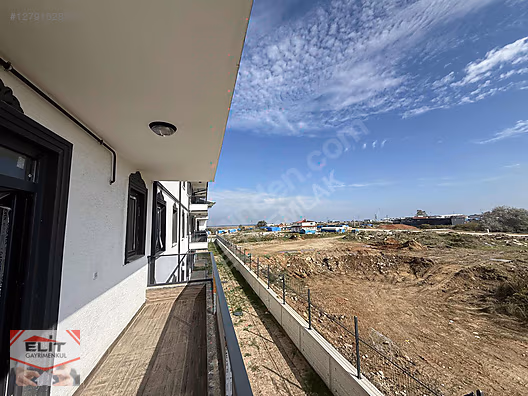 ÇİFT HAVUZLU DENİZE SIFIR SİTE İÇERİSİNDE 2+1 MUTFAK AYRI DAİRE - SAKARYA KARASU fotoğraf 17