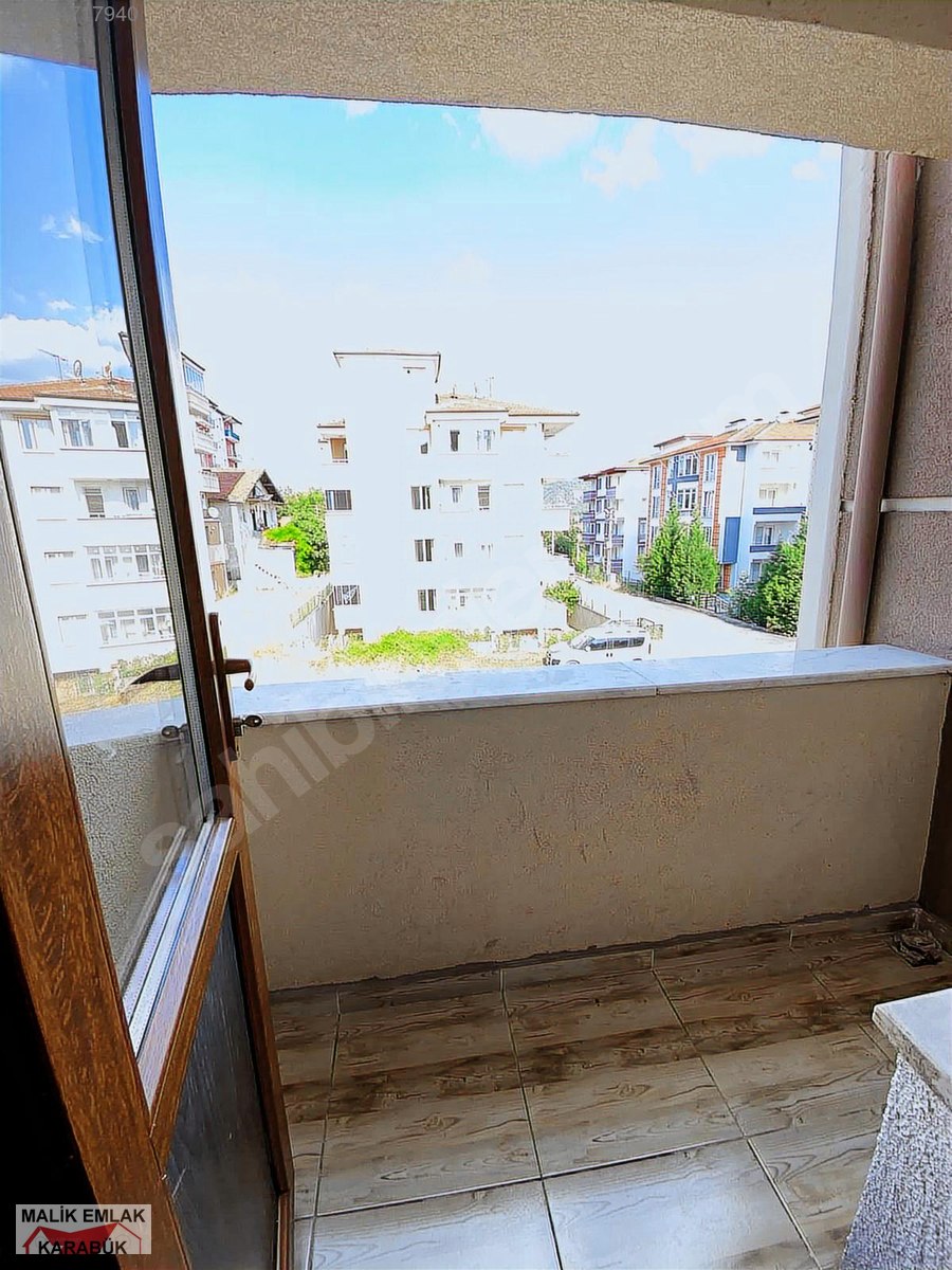 Üniversiteye yürüme mesafesinde satılık 2+0 daire!!! - KARABÜK MERKEZ fotoğraf 15