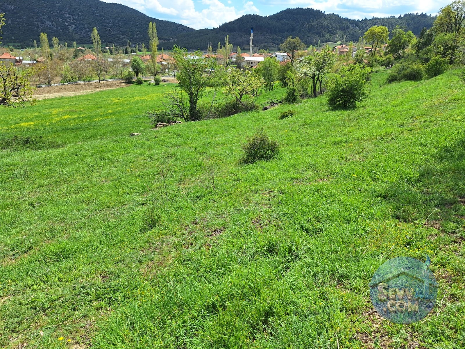 BURDUR AĞLASUN KİBRİT KÖYÜNDE SATILIK KERPİÇ EV VE TARLA - Burdur Ağlasun fotoğraf 35