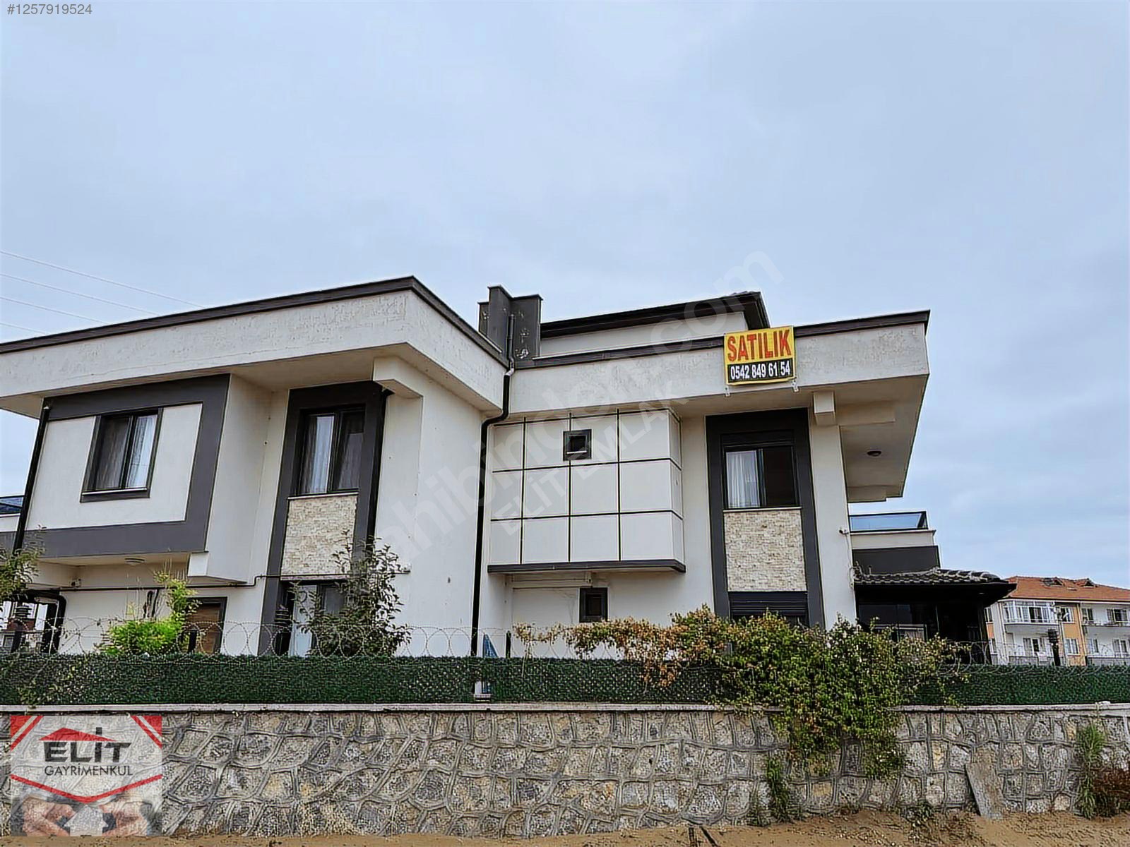 KARASU'DA FIRSAT SATILIK HAVUZLU BAHÇELİ TERASLI LÜKS VİLLA - SAKARYA KARASU fotoğraf 21