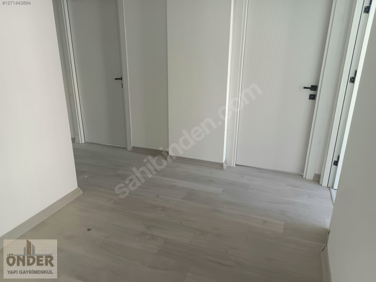 YAKACIK MEYDANDA SATILIK 3+1 DAİRE - İSTANBUL KARTAL fotoğraf 16