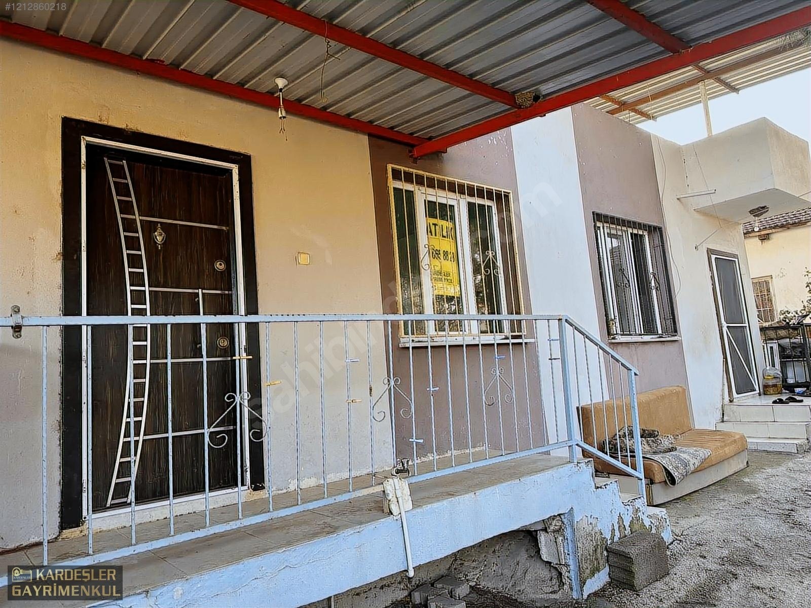 TİYENLİDE SATILIK YOL ÇARŞI MERKEZ ÜZERİNDE