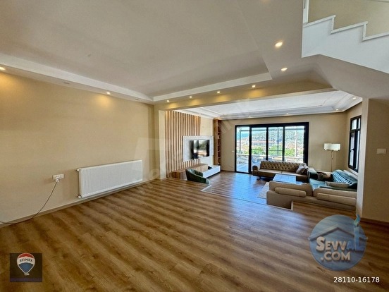 KUŞADASI EFE KONAKLARI SITESI’NDE DENIZ MANZARALI 4+1 TRIPLEKS VILLA - AYDIN KUŞADASI fotoğraf 10