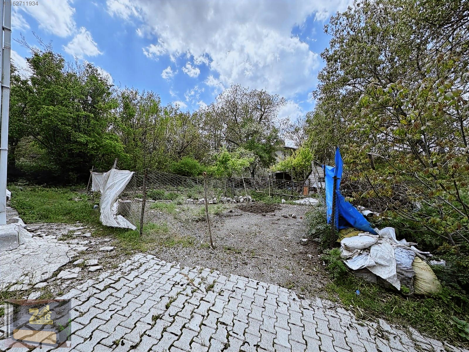 SATILIK EDREMİT ÇARŞI MERKEZDE VİLLALIK 5810M2 ARSA - VAN EDREMİT fotoğraf 9